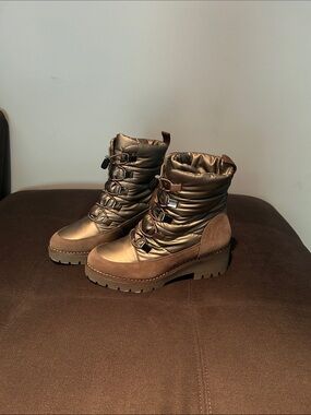 Blondo Waterproof Dapper Boots